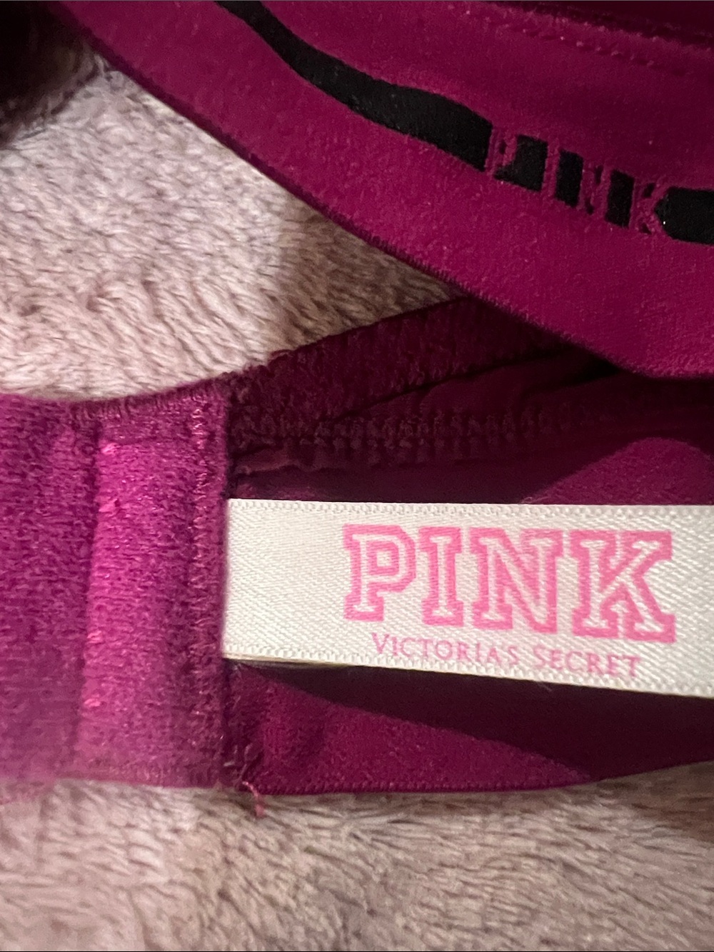 PINK Victoria's Secret Wireless Bra in Magenta - Picture 2 of 8